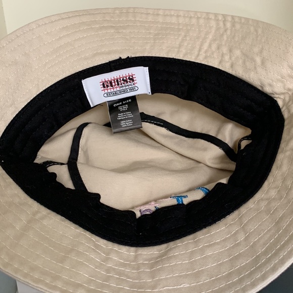 Bucket hat - Picture 3 of 4